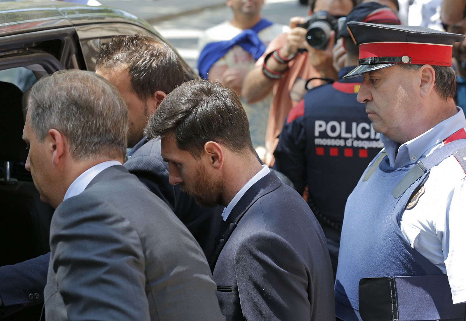 Messi'ye hapis şoku